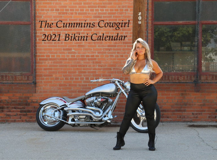 2021 Bikini Wall Calendar
